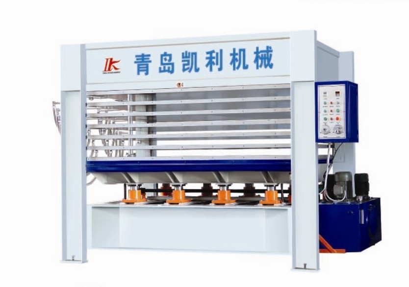 操作熱壓機(jī)時(shí)應(yīng)注意的安全事項(xiàng)